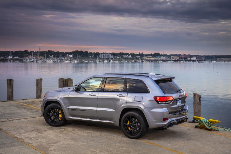  Jeep Grand Cherokee Trackhawk (WK2) 2017 года  (фото 36 из 76)
